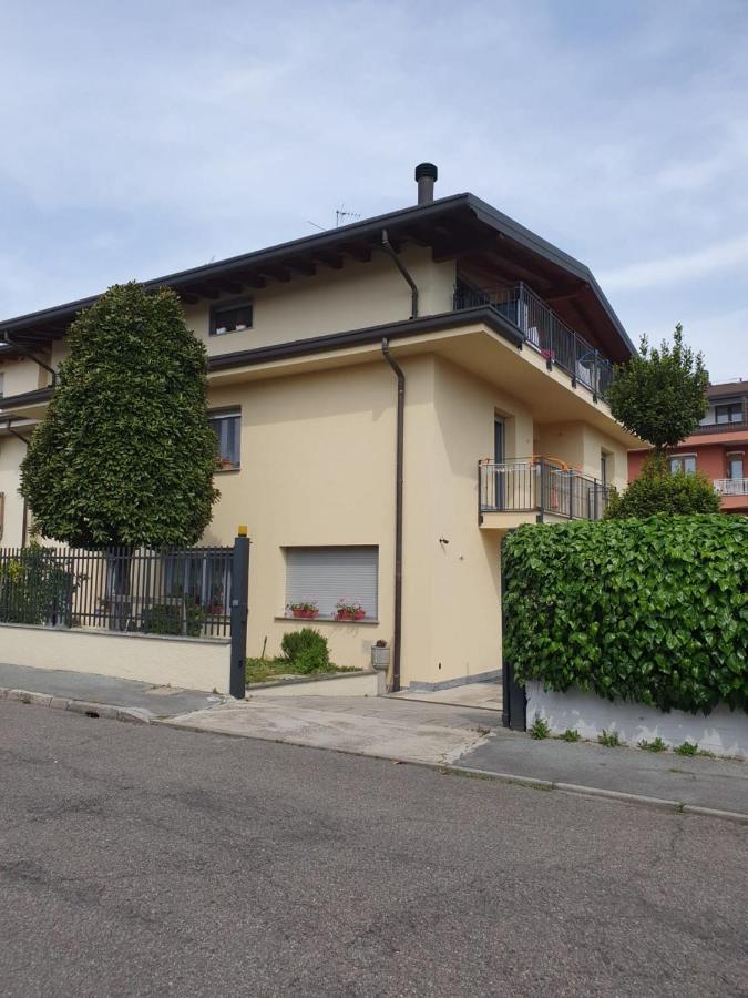 Cairoli7Novate-Mansarda Apartman Novate Milanese Kültér fotó